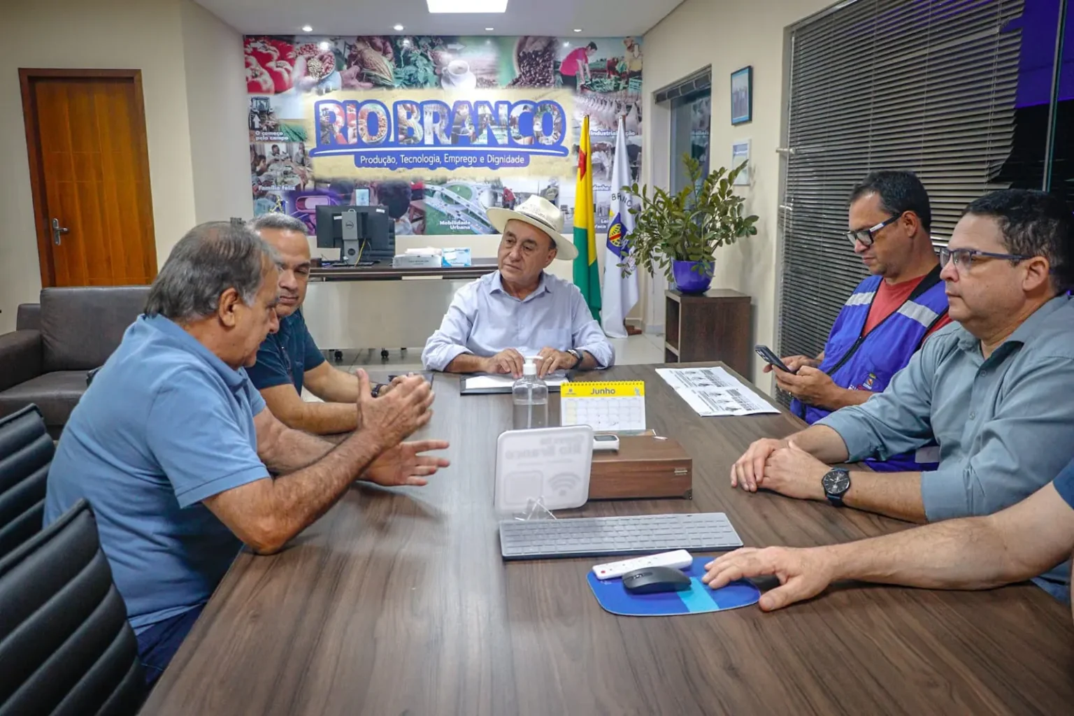 Rio Branco e Governo do Acre Unem Forças para Melhorar Saneamento e Resíduos Sólidos Imagem do artigo