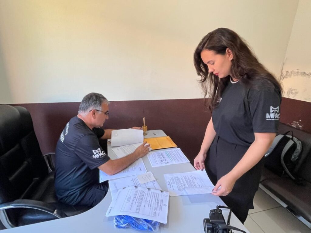 Operação Investiga Descarte Irregular de Materiais Hospitalares em Lixão no Acre Imagem do artigo