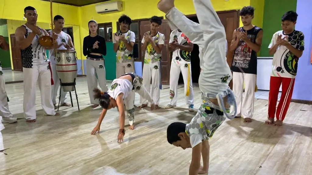 Centro Cultural Thaumaturgo Filho: Arte e Inclusão Social no Coração de Rio Branco Imagem do artigo