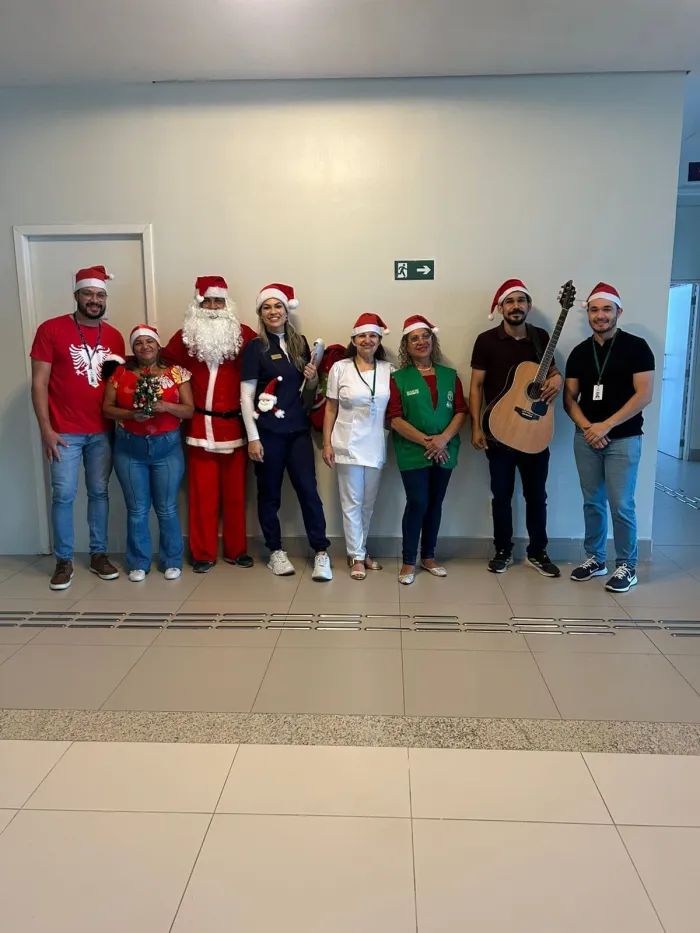 Cânticos de Natal Aquecem Corações no Pronto-Socorro de Rio Branco Cânticos de Natal Aquecem Corações no Pronto-Socorro de Rio Branco