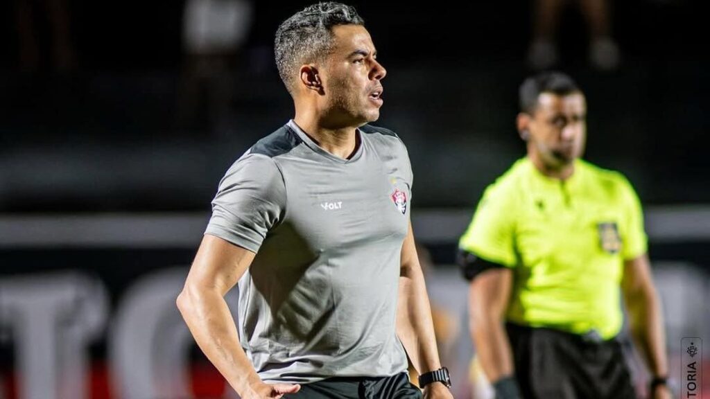 Vitória Renova Contrato com Jair Ventura até 2026: Uma Nova Era para o Leão da Barra Imagem do artigo