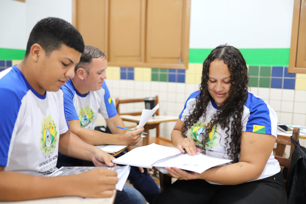 Matrículas Abertas para a Educação de Jovens e Adultos em 2026: Uma Oportunidade de Recomeço Matrículas Abertas para a Educação de Jovens e Adultos em 2026: Uma Oportunidade de Recomeço