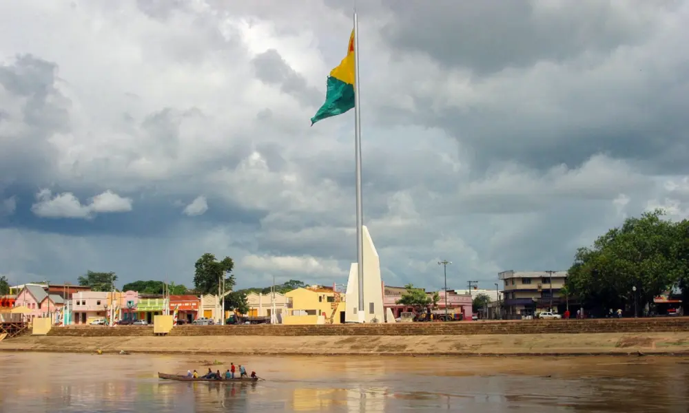 Rio Acre em Alerta: Nível da Água Aumenta e Defesa Civil Fica em Vigilância Imagem do artigo