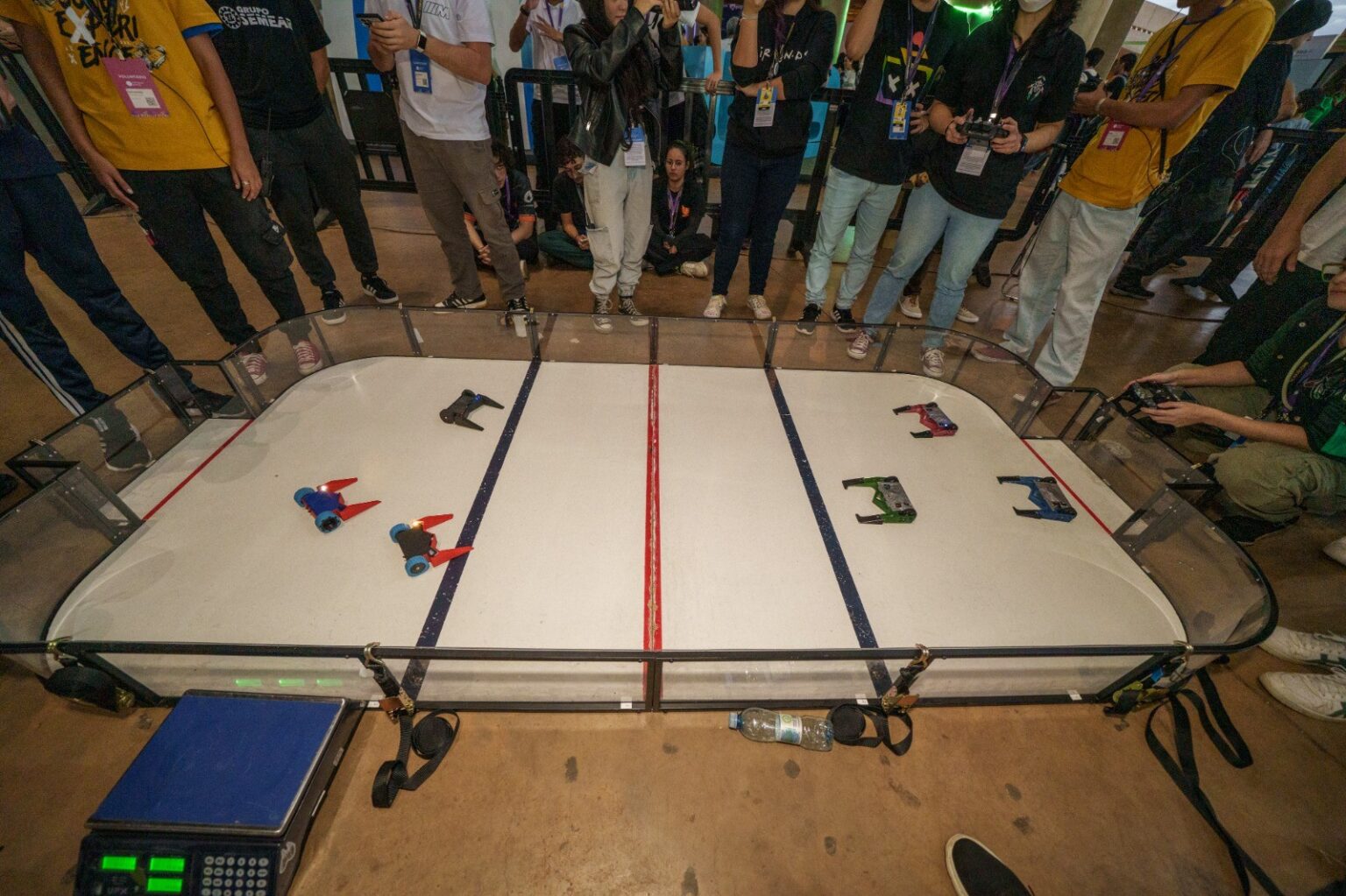 Tech Arena 2025: Batalhas de Robôs em Sorocaba Reúnem Centenas de Competidores Imagem do artigo