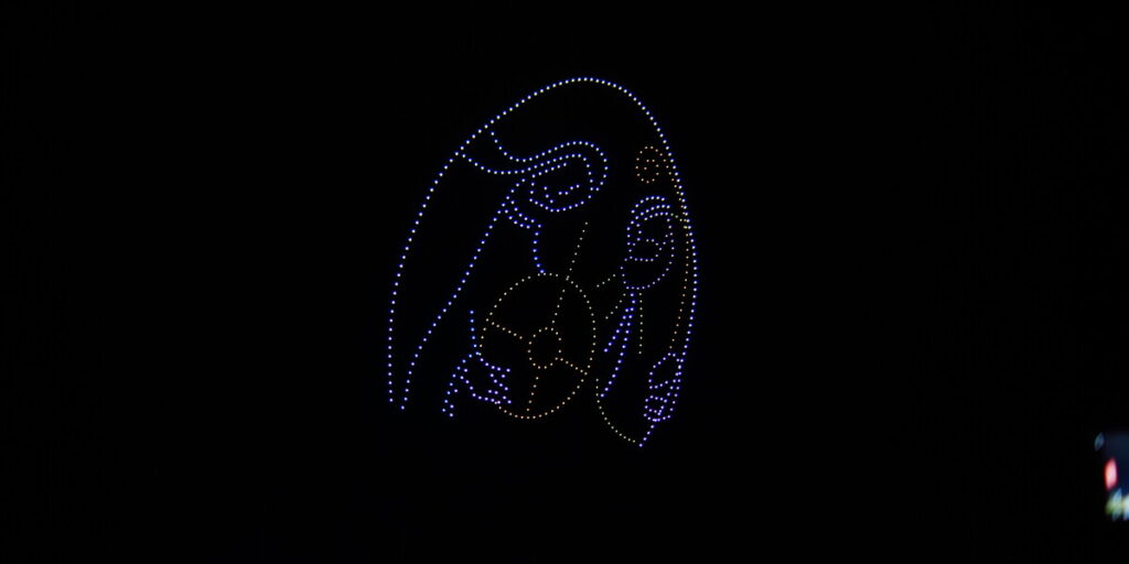 Show de Drones Encanta o Calçadão da Gameleira em Rio Branco com Imagens Religiosas