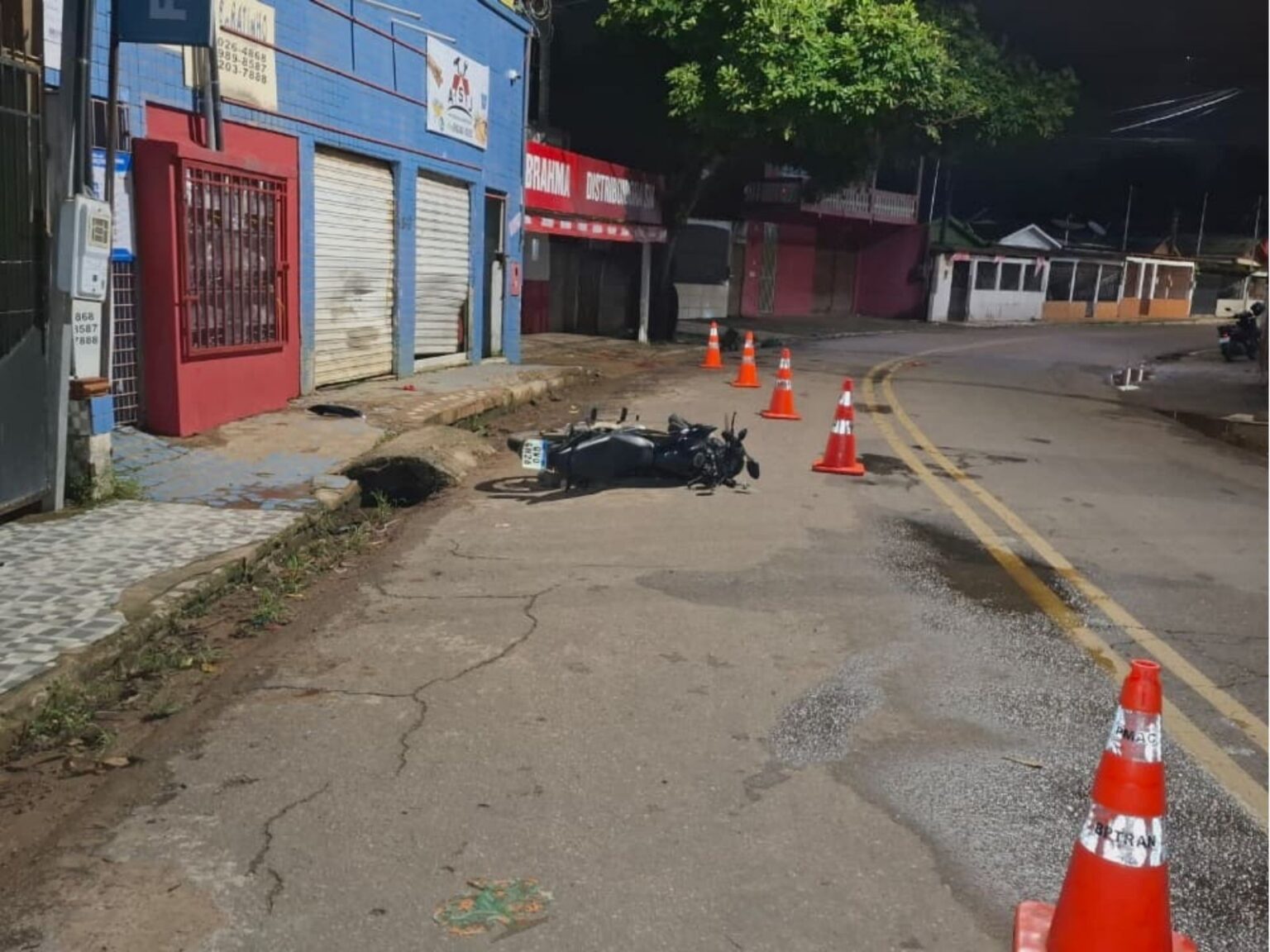 Acidente de Moto Deixa Jovem em Estado Grave no Acre