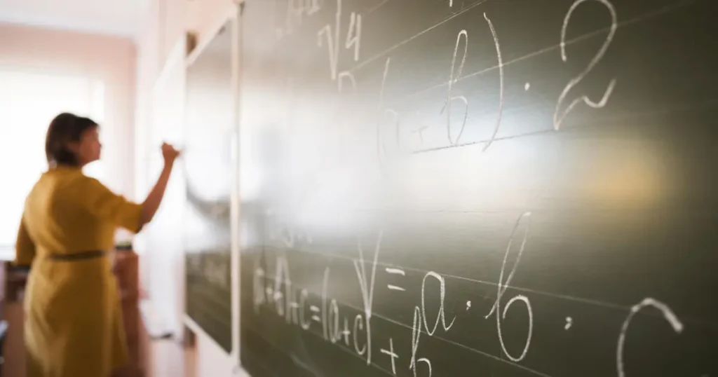 Acre Abre 203 Vagas para Professores com Bolsa de até R$ 2,1 mil Acre Abre 203 Vagas para Professores com Bolsa de até R$ 2,1 mil