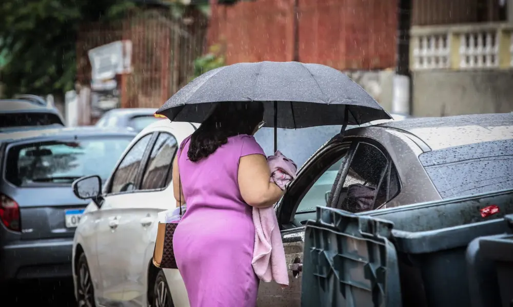 Alerta Amarelo: Chuvas Intensificadas e Ventos Fortes Ameaçam o Acre Alerta Amarelo: Chuvas Intensificadas e Ventos Fortes Ameaçam o Acre