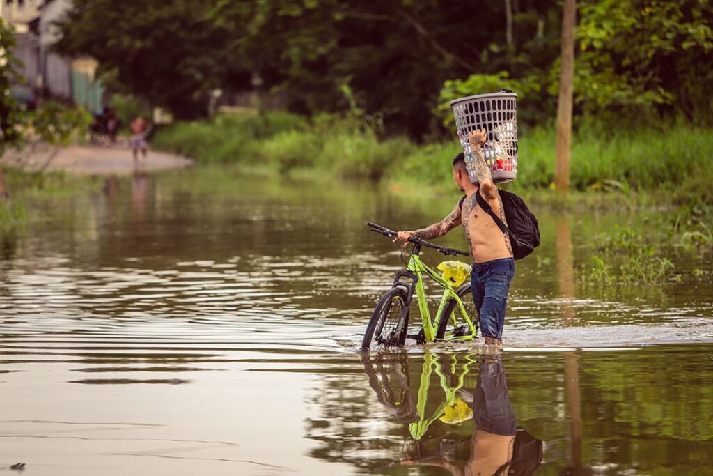 Alerta da Saúde: Riscos de Doenças e Acidentes com a Cheia do Rio Acre