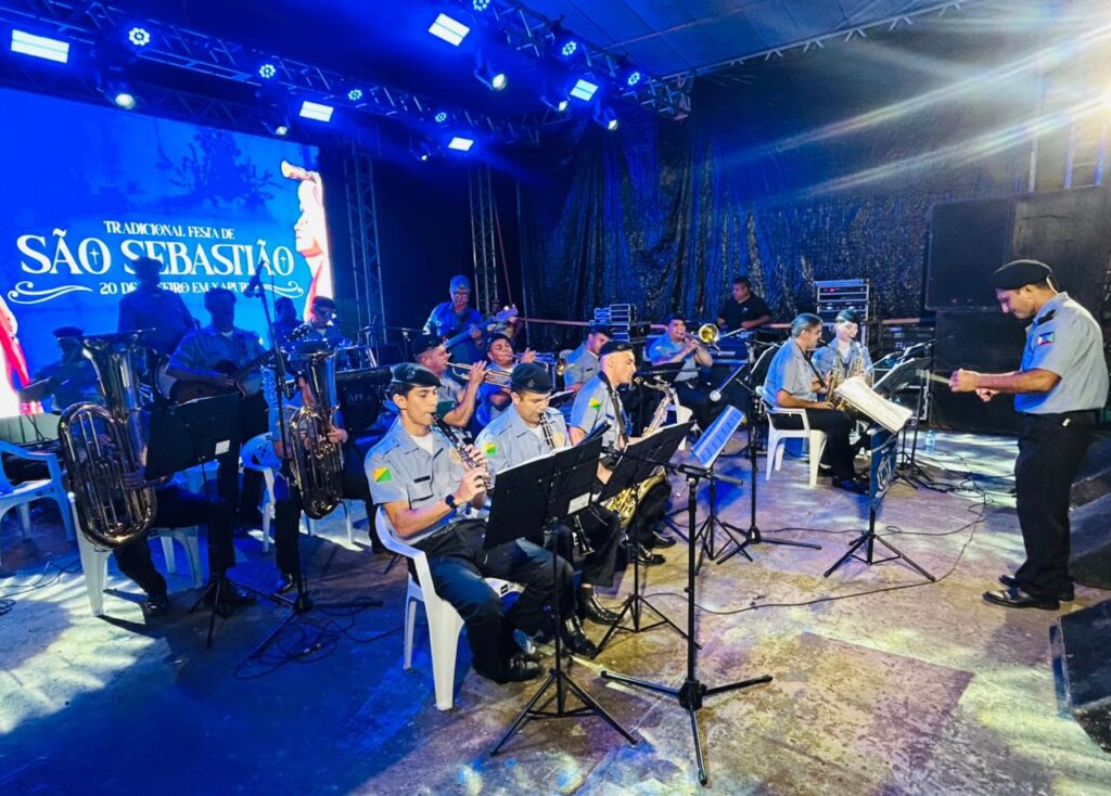 Banda Dona Júlia Gonçalves Passarinho Encanta em Abertura Cultural em Xapuri