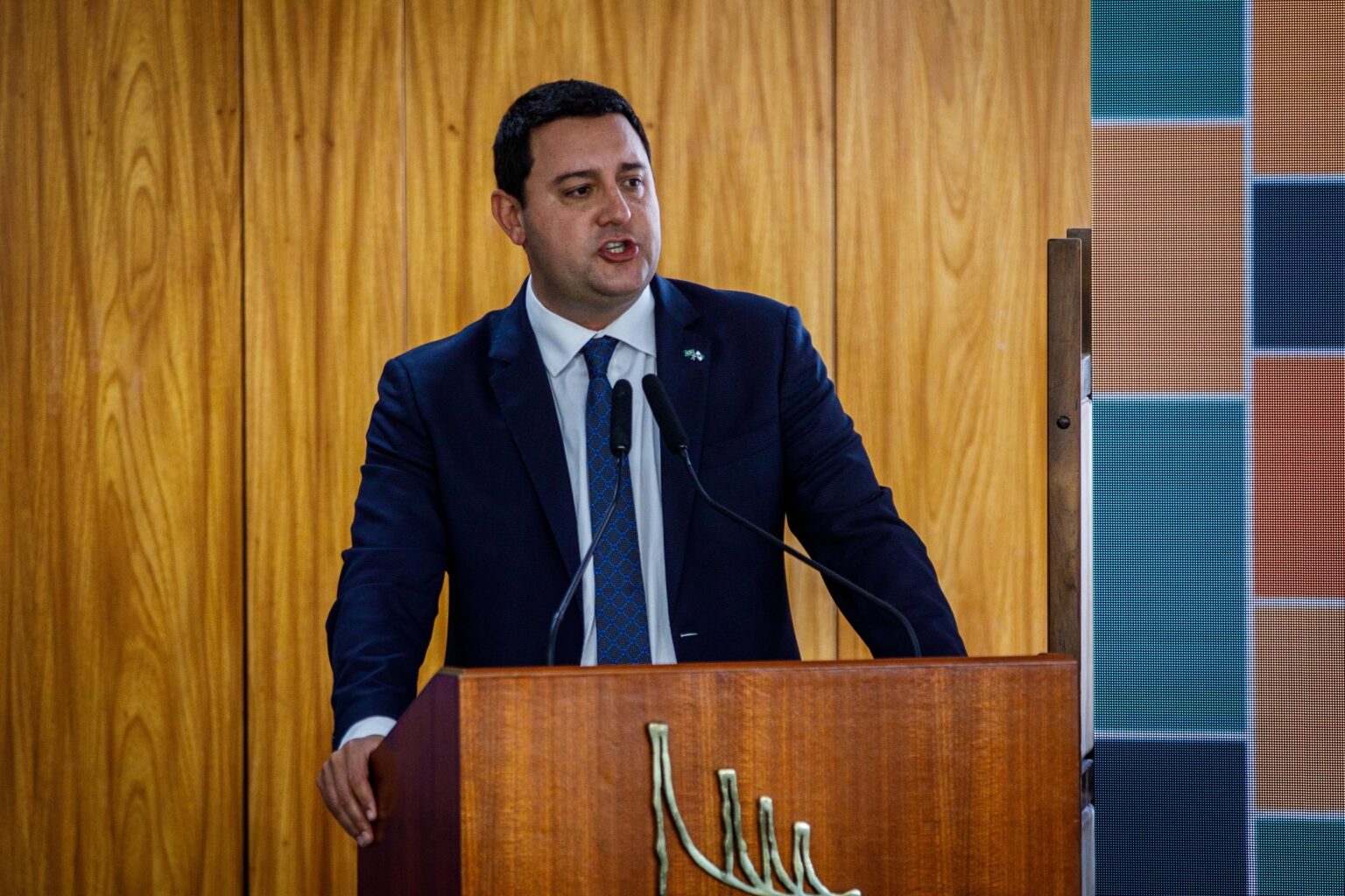 Candidatura de Ratinho Jr. pelo PSD enfrenta desafios em seis estados