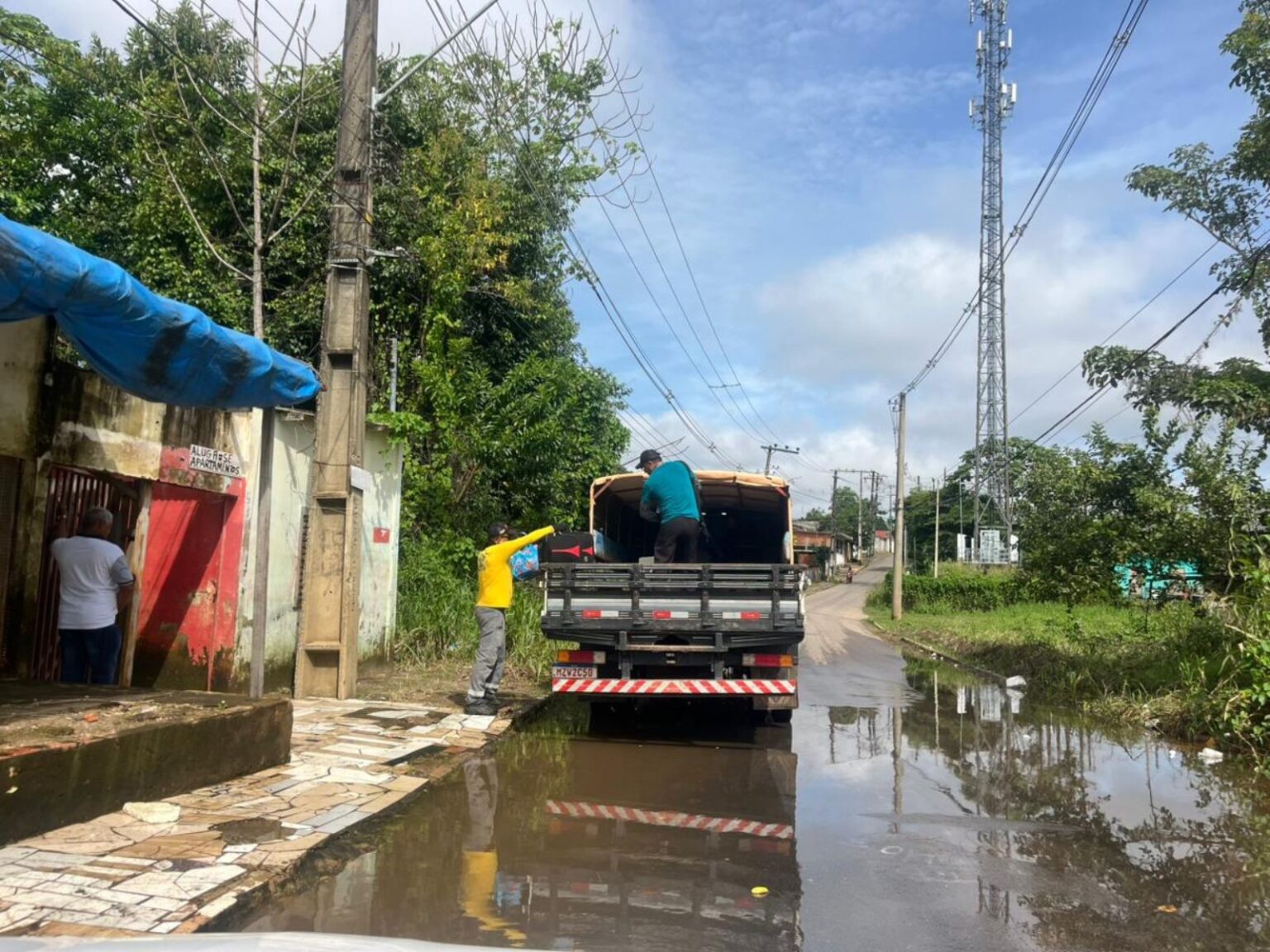 Cheia do Rio Acre: Retirada de Famílias Inicia na Capital Acreana