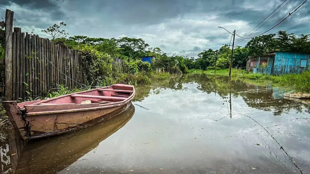 Desequilíbrios Climáticos: Desafios e Responsabilidades no Acre Desequilíbrios Climáticos: Desafios e Responsabilidades no Acre