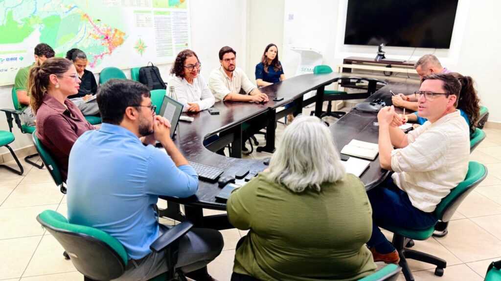 Empresa Alemã Considera Instalar Unidade de Processamento de Bambu no Acre