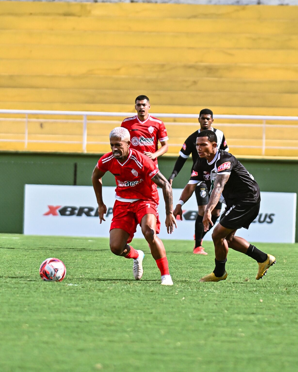 Eric Rodrigues Lamenta Desempenho do Vasco-AC na Estreia: 'Perdemos Muitos Gols'