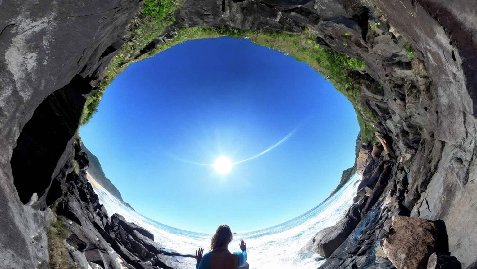 Exposição "Entre Águas e Terras, Margens Tecnológicas" na FCC: Uma Reflexão Sobre o Futuro Ambiental