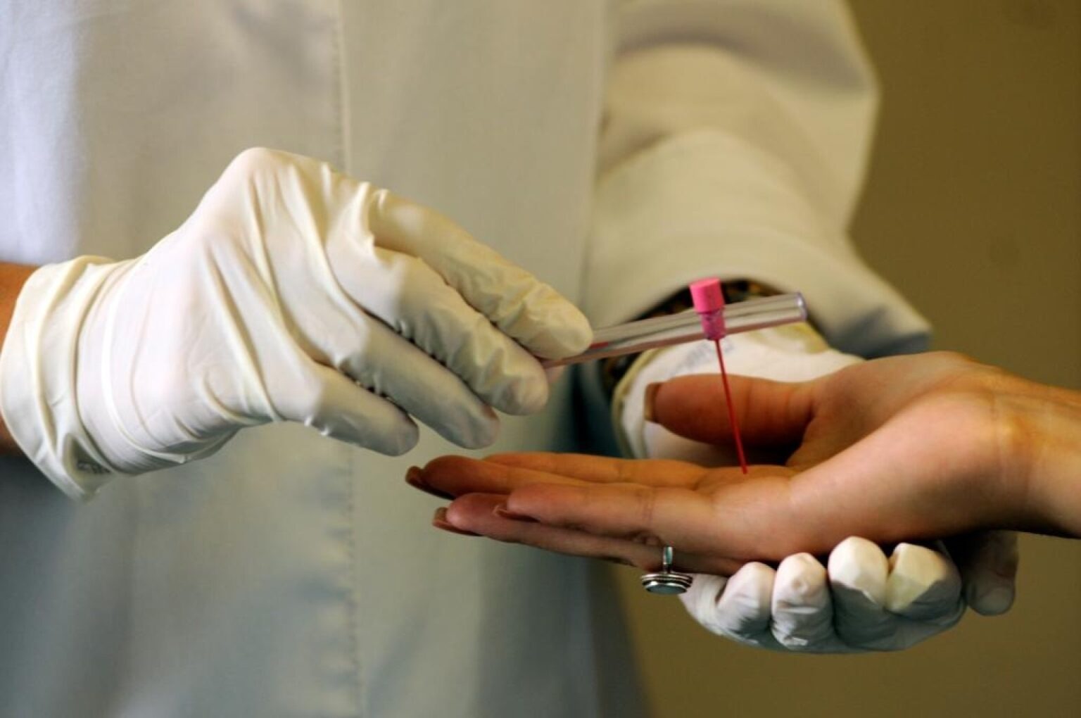 Mato Grosso Intensifica Combate à Hanseníase: Ações e Campanha do Janeiro Roxo Mato Grosso Intensifica Combate à Hanseníase: Ações e Campanha do Janeiro Roxo