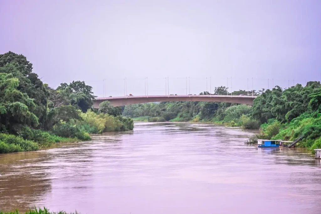 Nível do Rio Acre Atinge 11,44 Metros em Rio Branco Após Chuvas Intensas Nível do Rio Acre Atinge 11,44 Metros em Rio Branco Após Chuvas Intensas