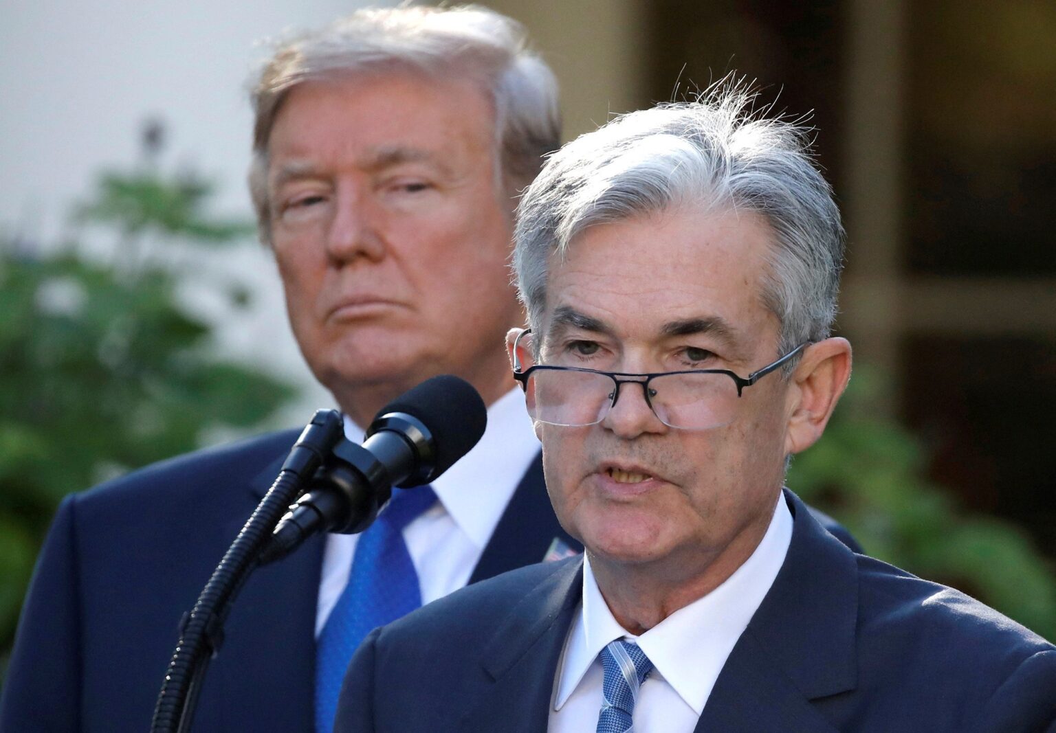 Pressão Política Inédita Sobre o Federal Reserve: Powell Responde à Casa Branca