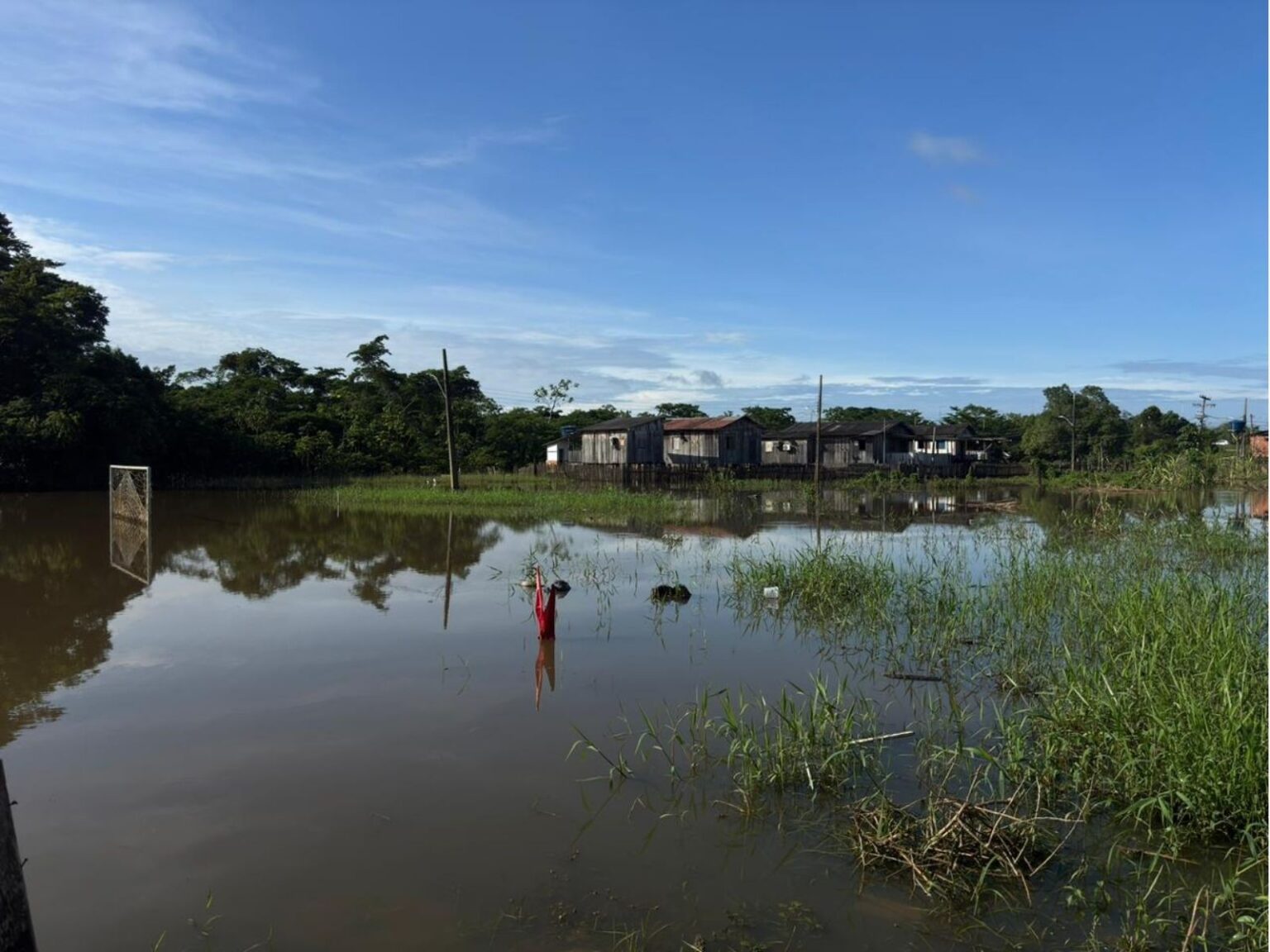 Rio Acre Apresenta Vazante, Mas Continua Acima da Cota de Transbordo em Rio Branco