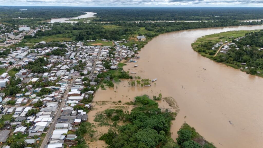 Rio Juruá Transborda pela 2ª Vez em Janeiro e Afeta Oito Bairros no Acre Rio Juruá Transborda pela 2ª Vez em Janeiro e Afeta Oito Bairros no Acre