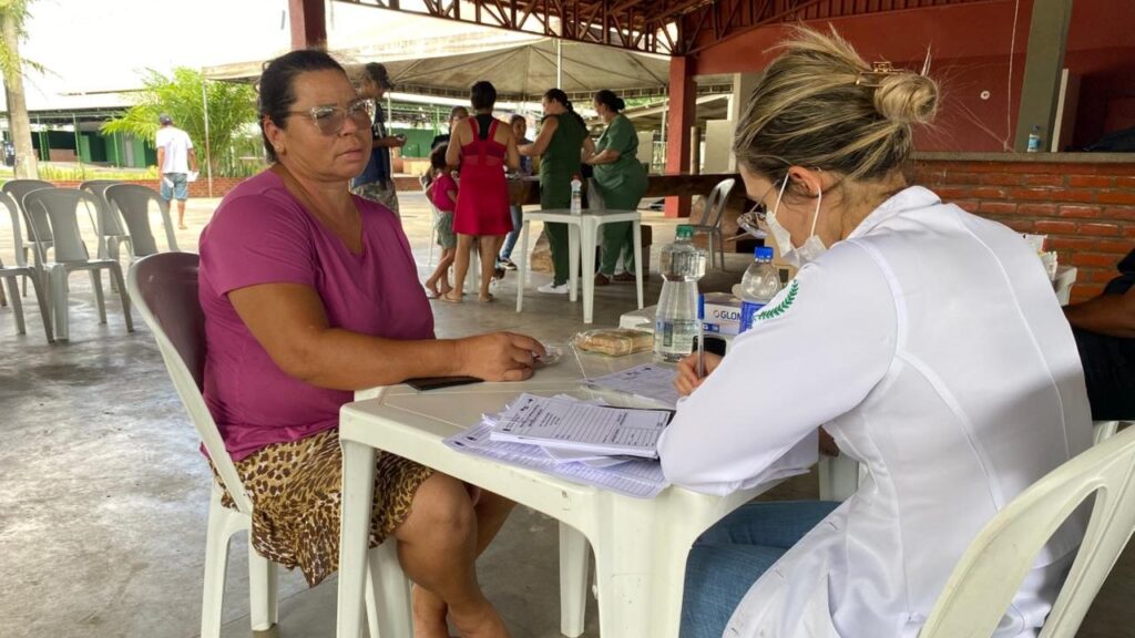 Saúde em Ação: Atendimento às Famílias Atingidas pela Cheia do Rio Acre