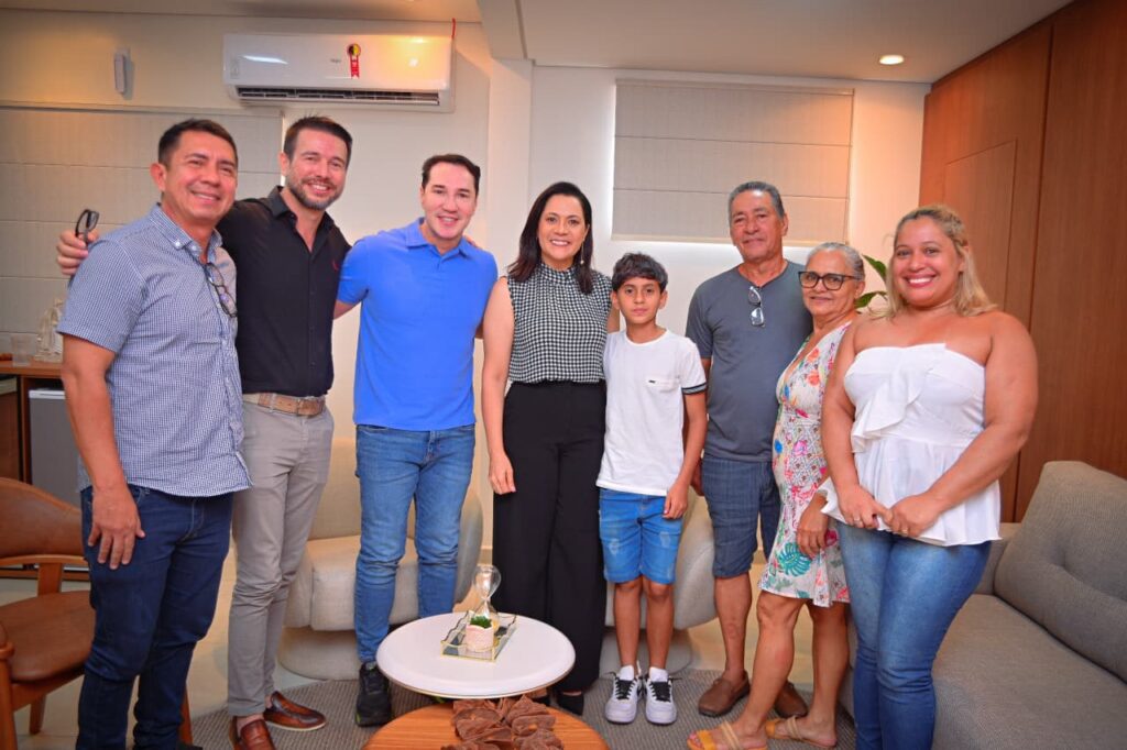 Vice-Governadora Mailza Recebe Kallebe, Promessa do Futebol Acreano na Chapecoense Vice-Governadora Mailza Recebe Kallebe, Promessa do Futebol Acreano na Chapecoense