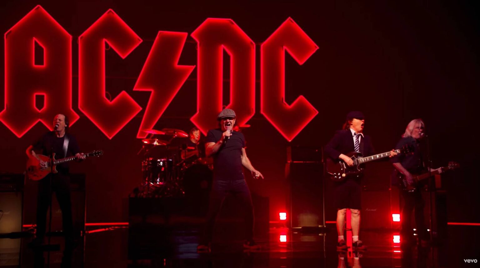 AC/DC Retorna a São Paulo Após 16 Anos: Tudo Sobre os Shows de 2024 AC/DC Retorna a São Paulo Após 16 Anos: Tudo Sobre os Shows de 2024