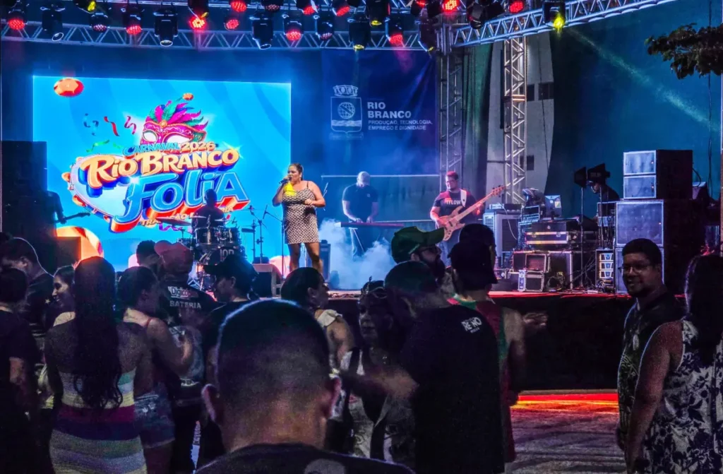 Arregaça Aê Brilha no Encerramento do Grito do Carnaval em Rio Branco