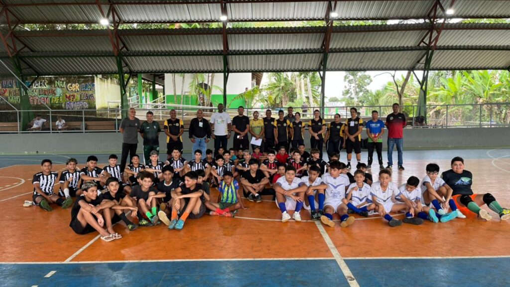 Campeonato de Futebol Mobiliza Crianças e Adolescentes em Rio Branco