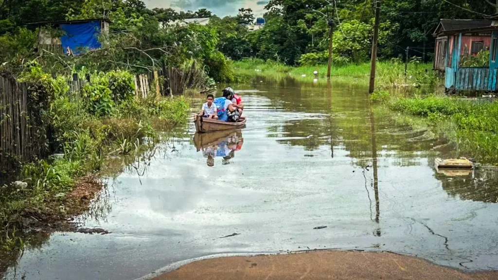 Cemaden Alerta para Risco Moderado de Inundações no Acre Devido à Cheia dos Rios