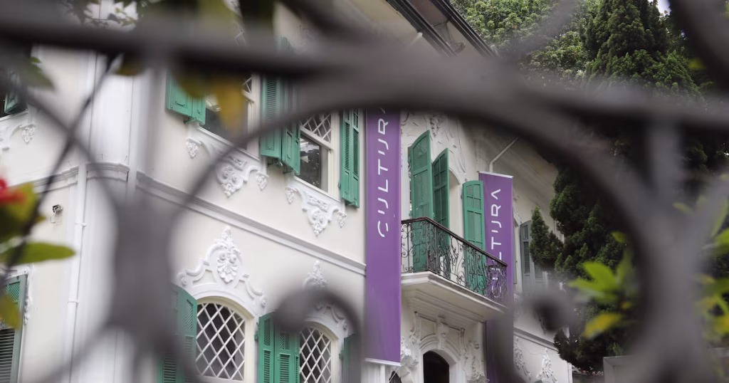 Livraria Cultura encerra atividades após quase 80 anos e acumula dívida de R$ 288 milhões Livraria Cultura encerra atividades após quase 80 anos e acumula dívida de R$ 288 milhões