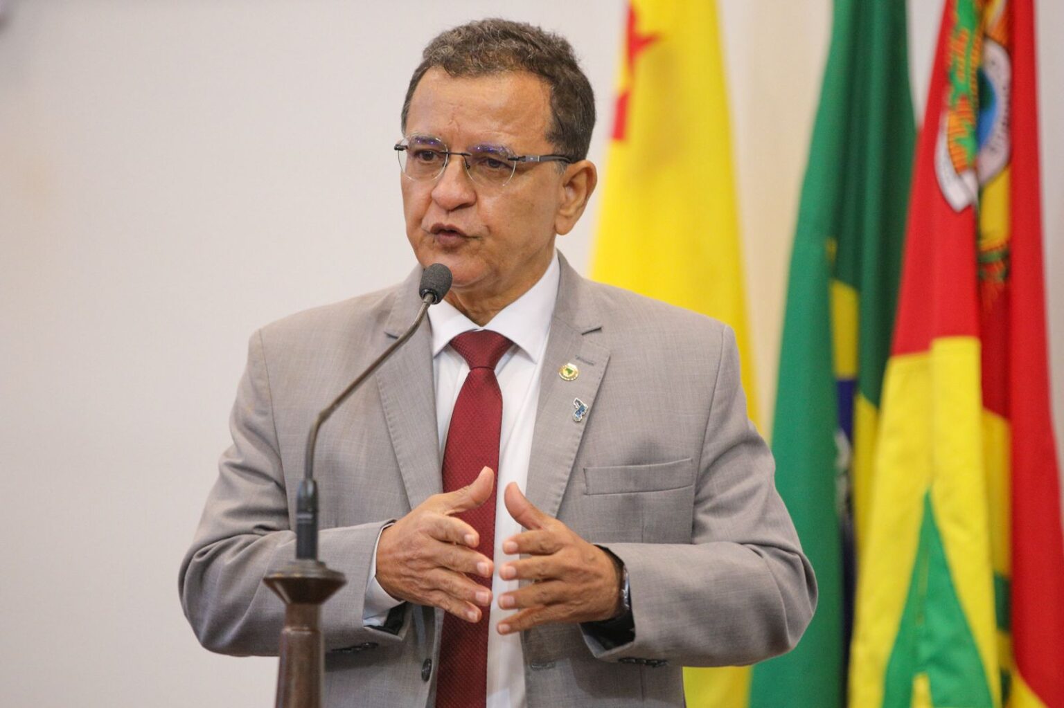 Luiz Gonzaga Foca em Oportunidades Internacionais e Novos Investimentos no Acre