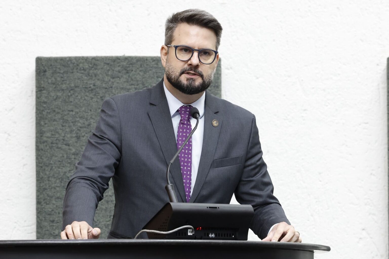 Mantoan Pede Ética e Trabalho na Política: Menos Espetáculo e Mais Compromisso