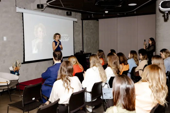 Mulheres no Brasil: A Revolução dos Investimentos em Renda Variável Mulheres no Brasil: A Revolução dos Investimentos em Renda Variável