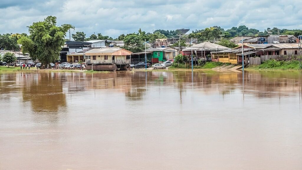 Nível do Rio Acre em Alta: Prevenção e Segurança em Rio Branco Nível do Rio Acre em Alta: Prevenção e Segurança em Rio Branco