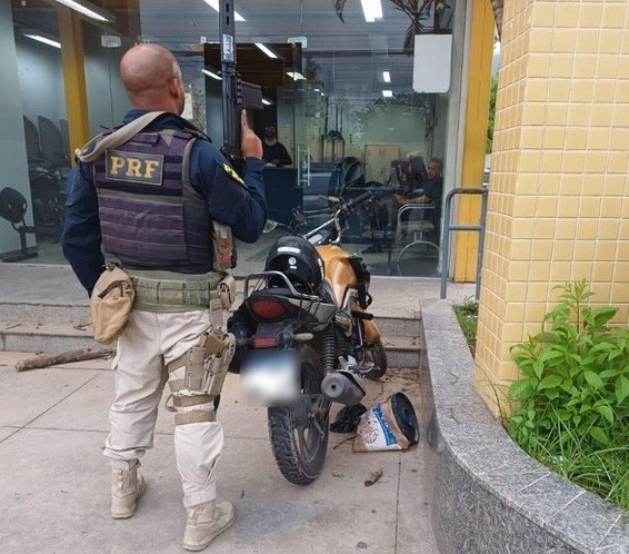 PRF Desmantela Crime de Adulteração com Apreensão de Motocicleta na Baixada Fluminense PRF Desmantela Crime de Adulteração com Apreensão de Motocicleta na Baixada Fluminense
