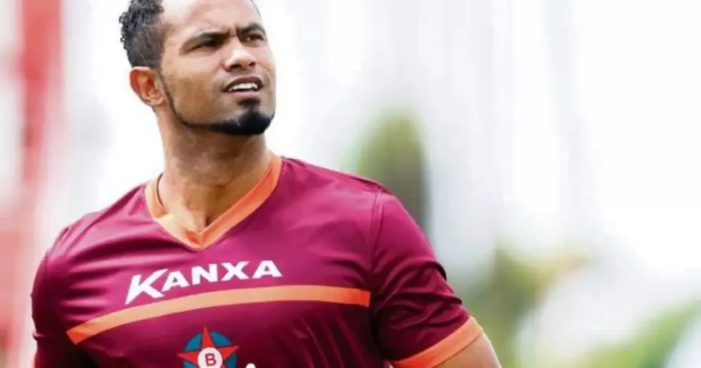 Retorno Impactante: Goleiro Bruno Fernandes Reestreia no Futebol Profissional Retorno Impactante: Goleiro Bruno Fernandes Reestreia no Futebol Profissional