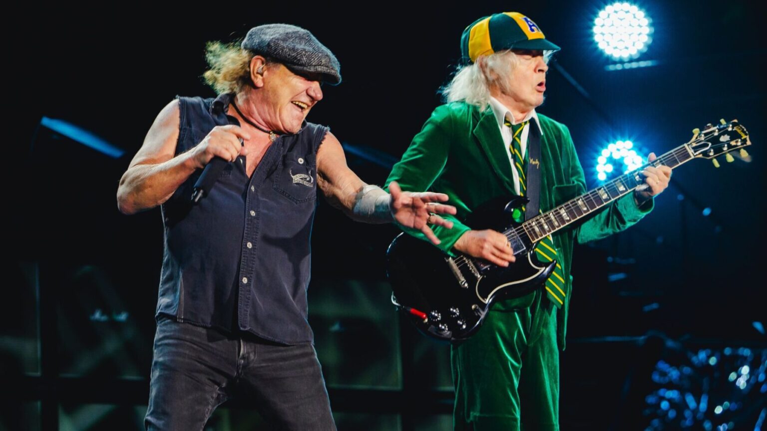 AC/DC Finaliza Turnê no Brasil com Show Lotado no Morumbi; Confira o Setlist AC/DC Finaliza Turnê no Brasil com Show Lotado no Morumbi; Confira o Setlist