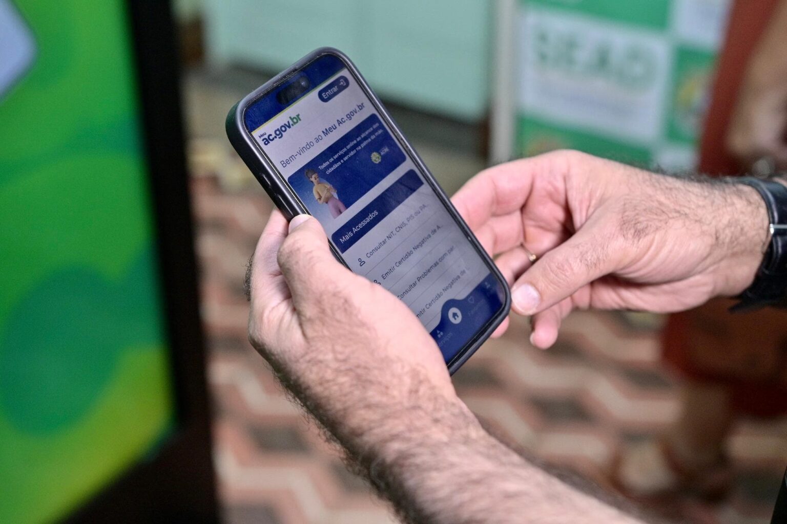 Acre se Destaca como 4º Estado em Serviços Públicos Digitais no Brasil