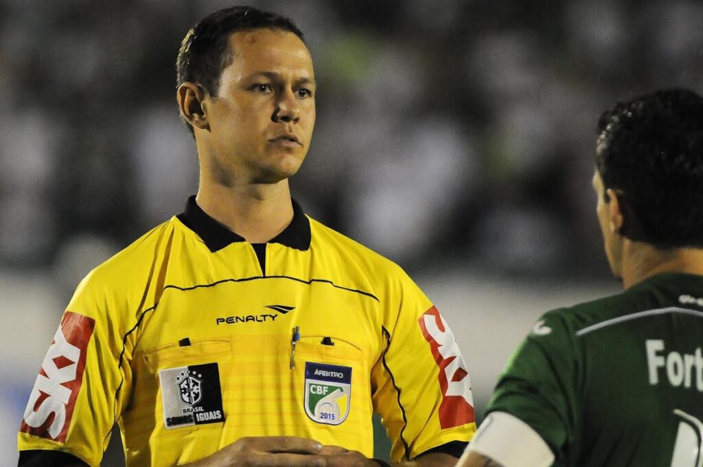 Decisão do Acreano: Esthedne Willian no VAR e Jonathan Antero no Apito