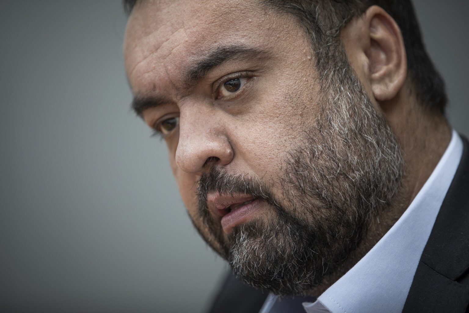 Exonerado após Acusações: Assessor de Cláudio Castro Chama Palácio Guanabara de 'Gabinete do Crime O