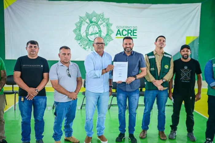 Governo do Acre Investe Mais de R$ 3 Milhões na Educação de Santa Rosa e Entrega Ginásio Revitalizado Governo do Acre Investe Mais de R$ 3 Milhões na Educação de Santa Rosa e Entrega Ginásio Revitalizad