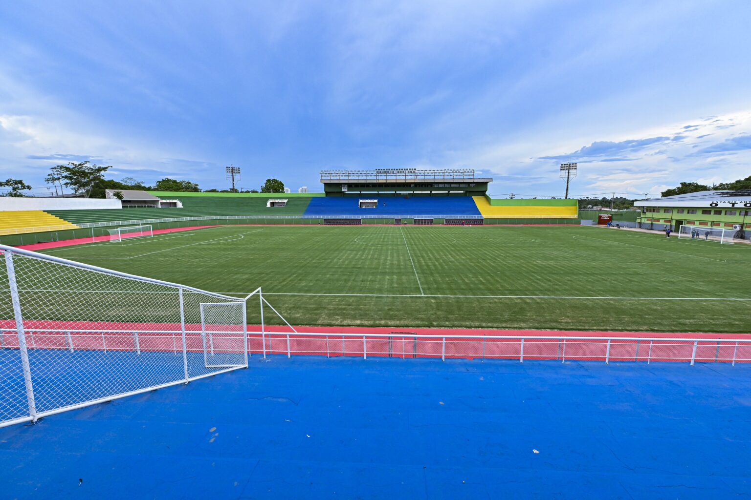 Independência x Nacional-AM: Escalações, Desfalques e Onde Assistir ao Confronto