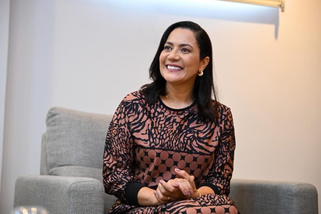 Mailza Assis Recebe Comenda Elo Social e Torna-se Embaixadora no Acre