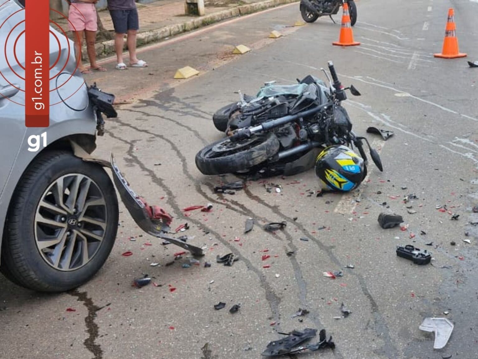 Motociclista em Estado Grave Após Colisão com Carro Estacionado em Rio Branco