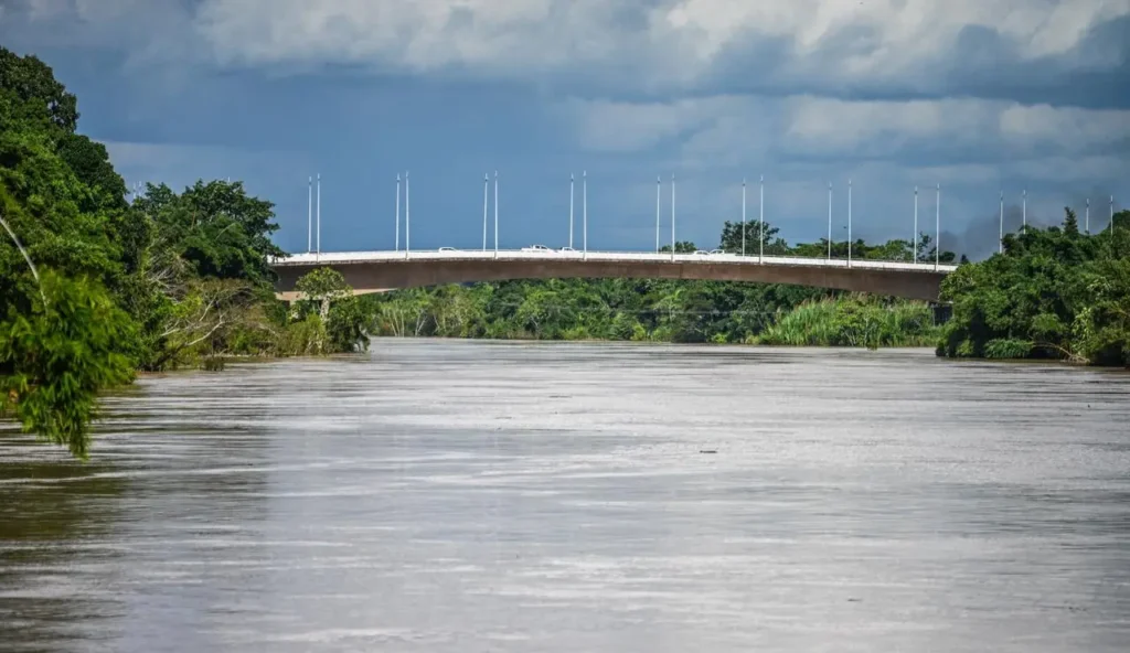 Nível do Rio Acre Sobe para 11,23 m em Rio Branco e Defesa Civil Fica em Alerta