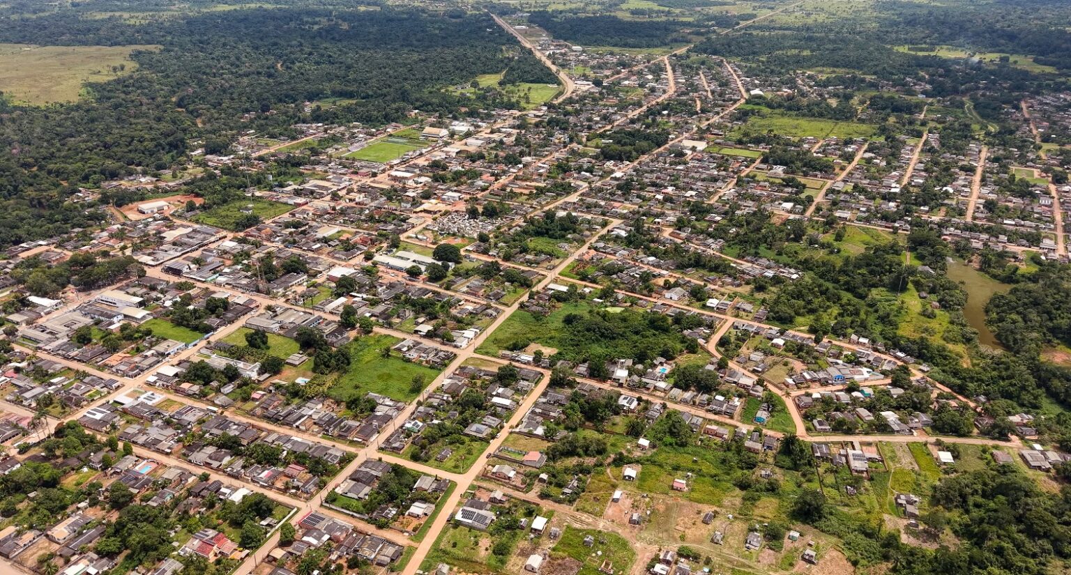 Plácido de Castro: 49 Anos de Progresso em Infraestrutura e Cidadania Plácido de Castro: 49 Anos de Progresso em Infraestrutura e Cidadania