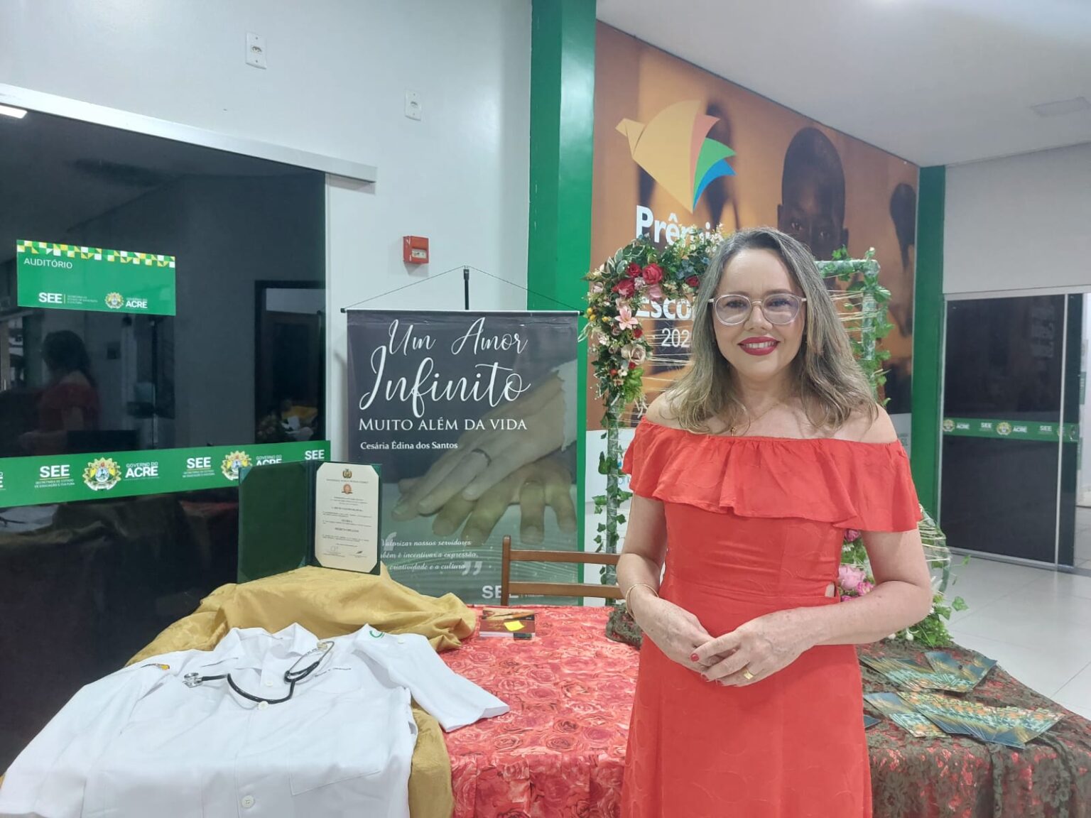 Professora do Acre Transforma Dor em História de Esperança em Novo Livro