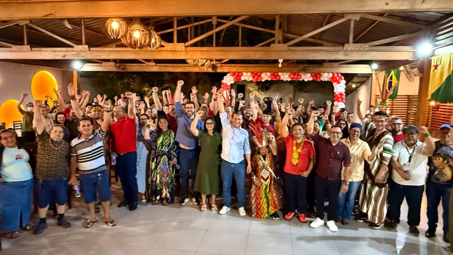 PT do Acre Fortalece Alianças com Lideranças Indígenas em Plenária no Juruá PT do Acre Fortalece Alianças com Lideranças Indígenas em Plenária no Juruá